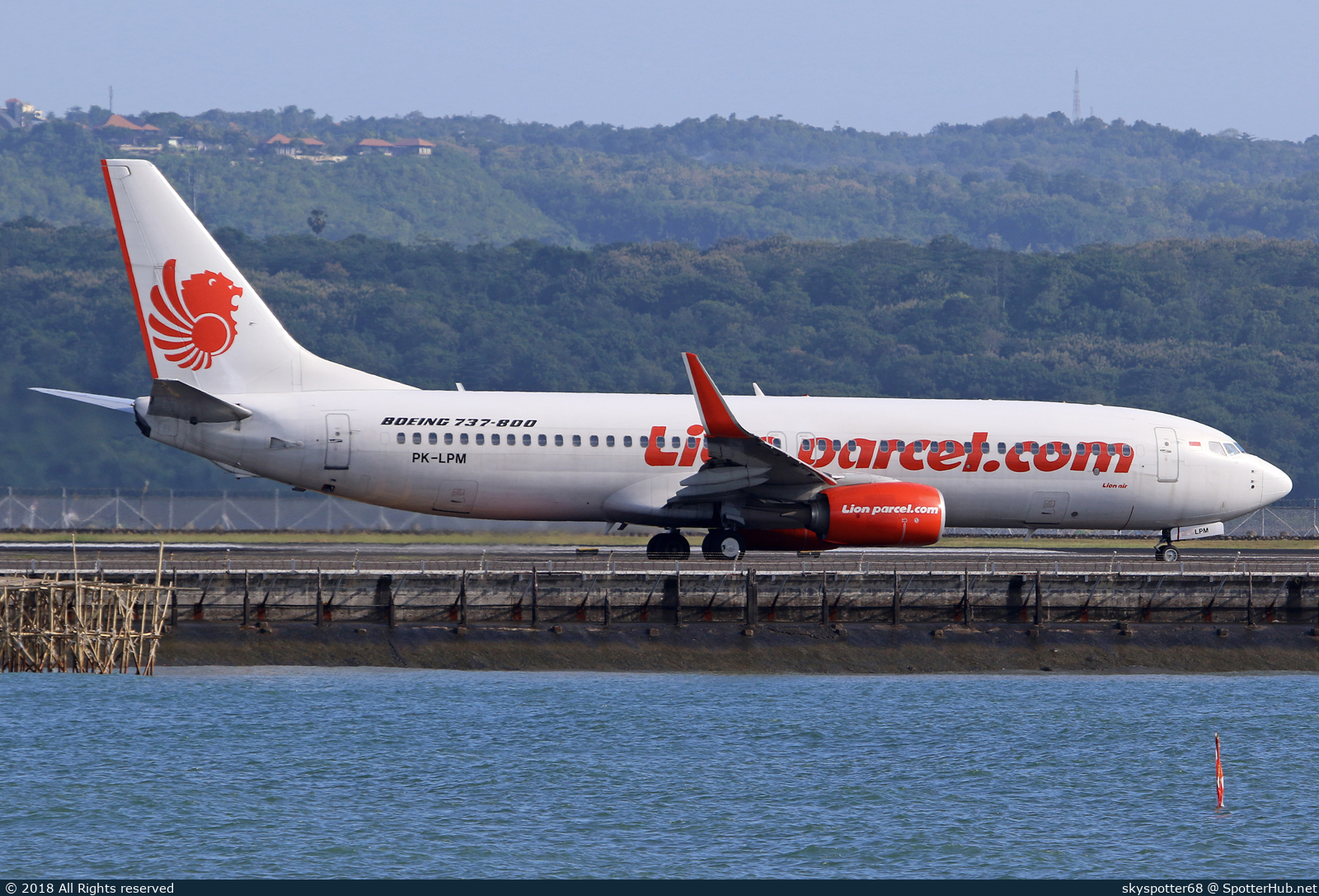 Photo of PK-LPM - Boeing 737-8GP operated by Lion Air