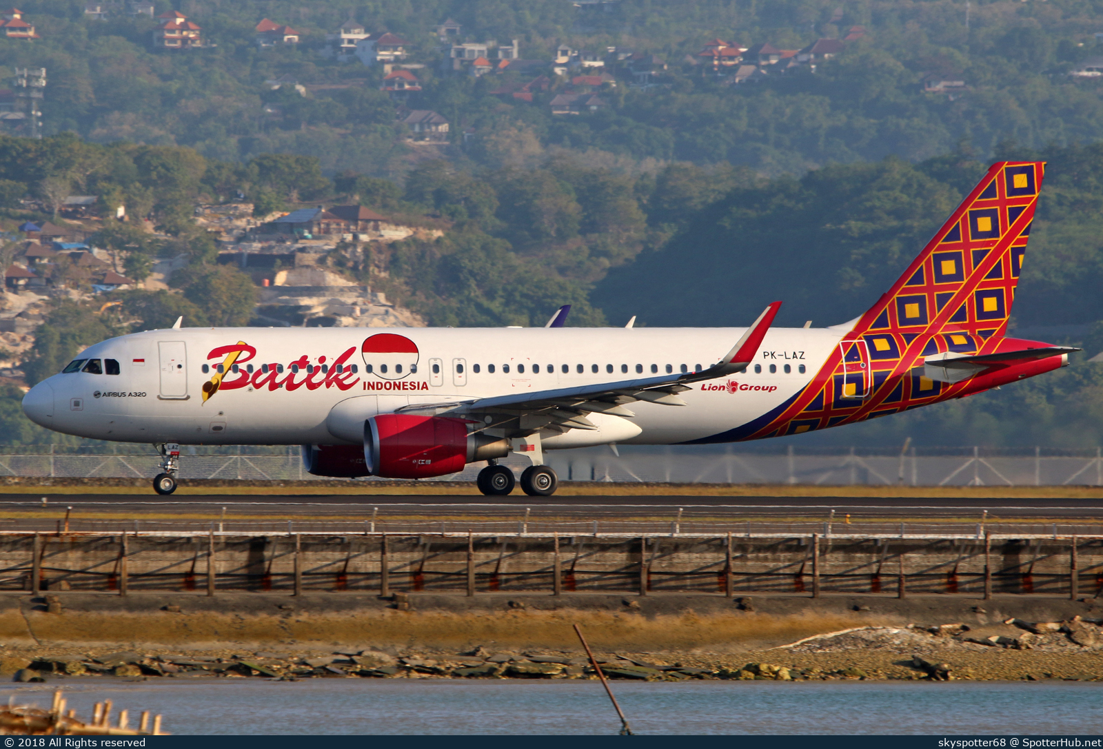 Photo of PK-LAZ - Airbus A320-214 operated by Batik Air