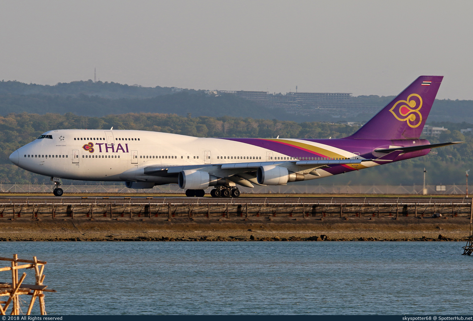 Photo of HS-TGA - Boeing 747-4D7 operated by Thai Airways International