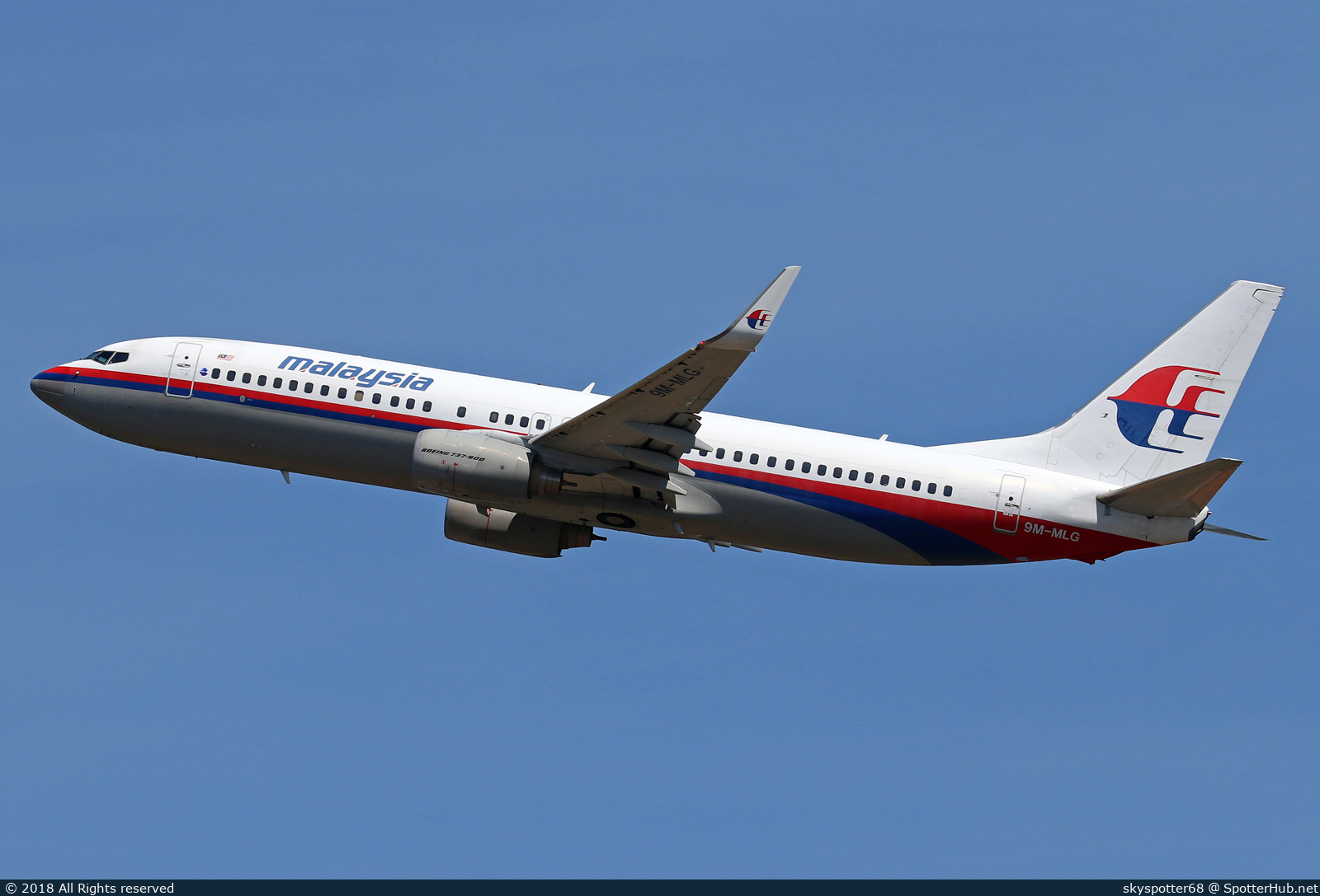 Photo of 9M-MLG - Boeing 737-8FZ operated by Malaysia Airlines