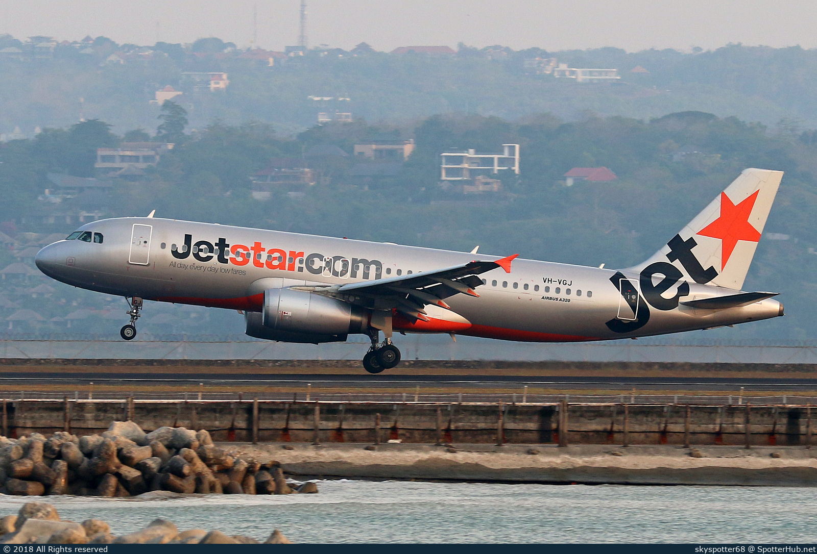 Photo of VH-VGJ - Airbus A320-232 operated by Jetstar Airways