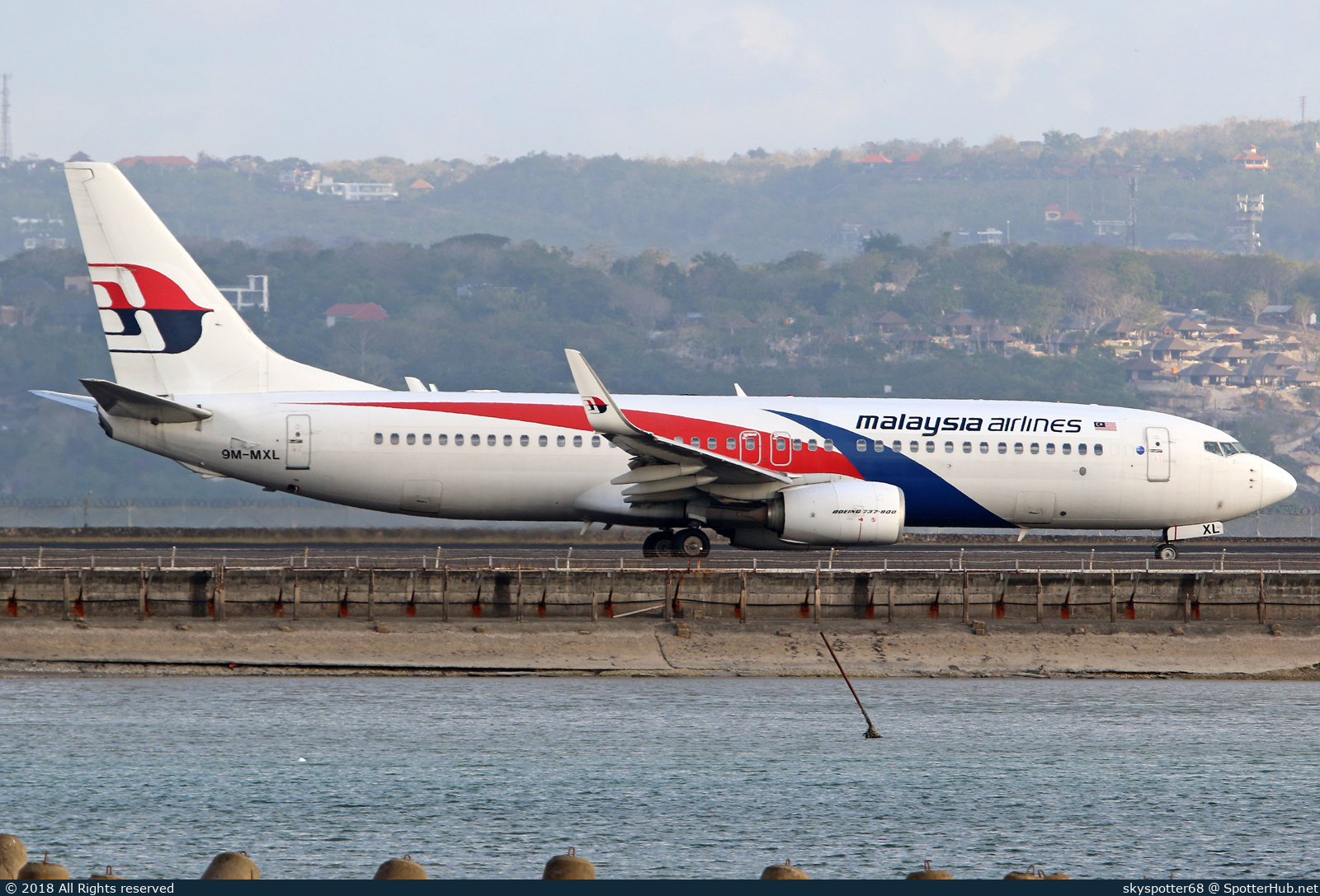 Photo of 9M-MXL - Boeing 737-8H6 operated by Malaysia Airlines