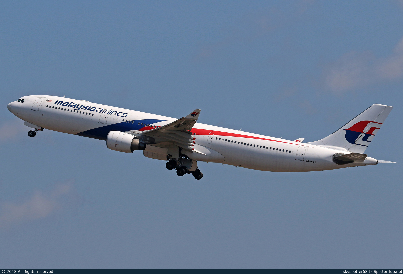 Photo of 9M-MTG - Airbus A330-323 operated by Malaysia Airlines