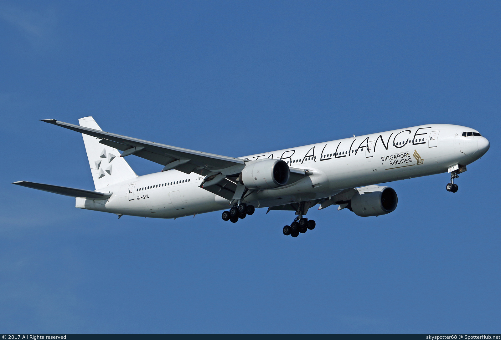 Photo of 9V-SYL - Boeing 777-312 operated by Singapore Airlines