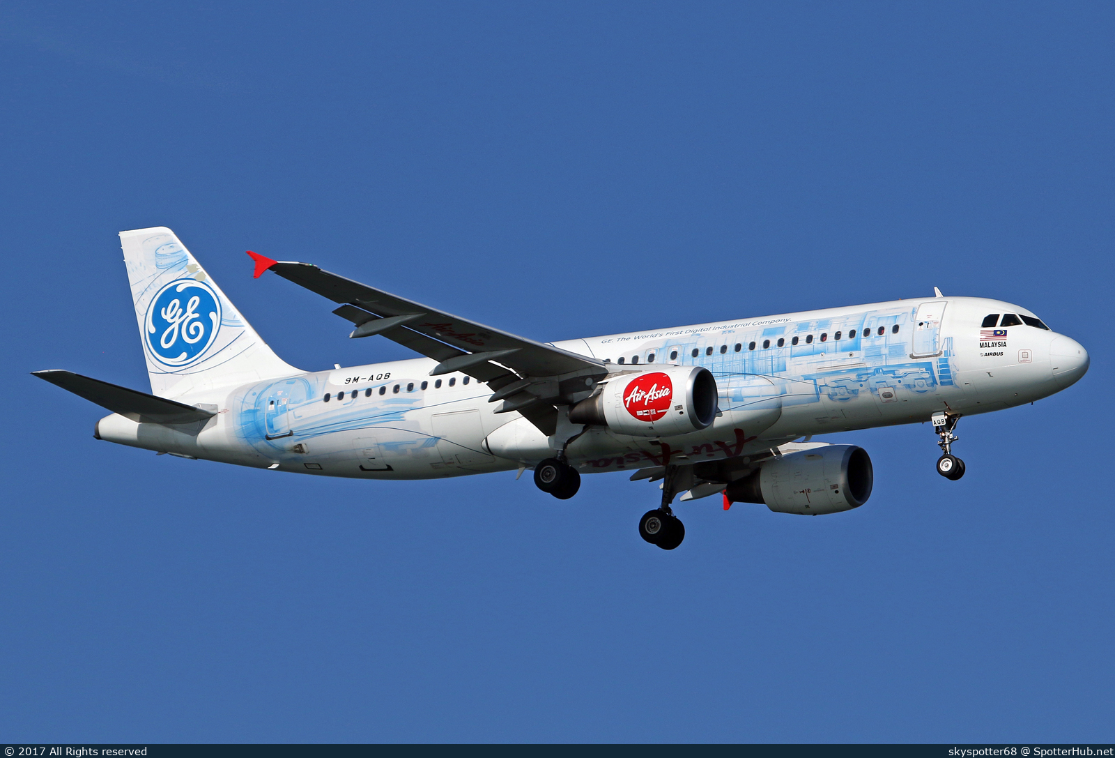Photo of 9M-AQB - Airbus A320-216 operated by AirAsia