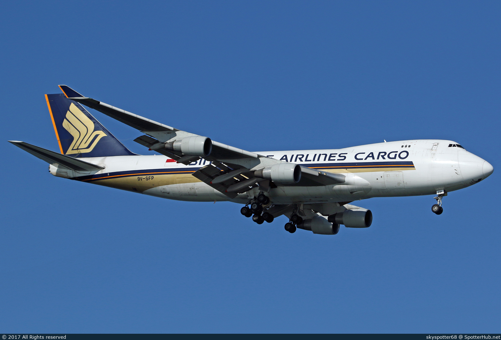 Photo of 9V-SFP - Boeing 747-412F operated by Singapore Airlines Cargo