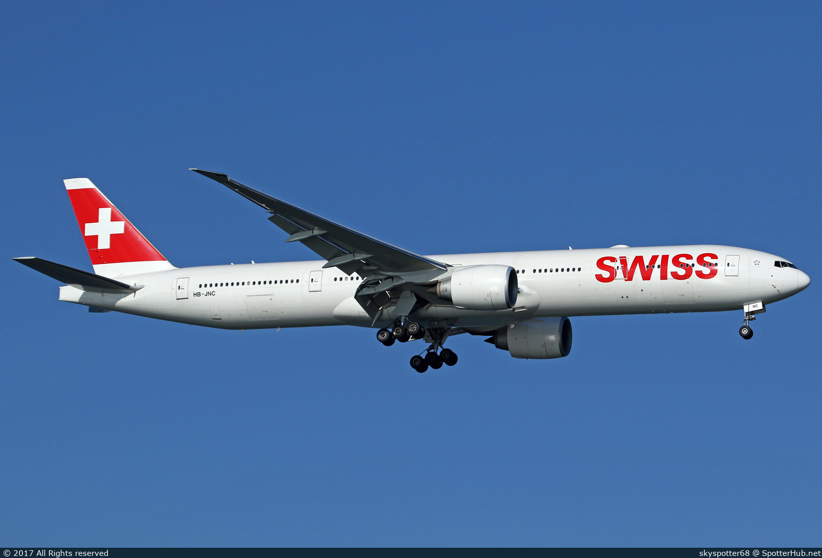 Photo of HB-JNC - Boeing 777-3DE(ER) operated by Swiss International Air Lines