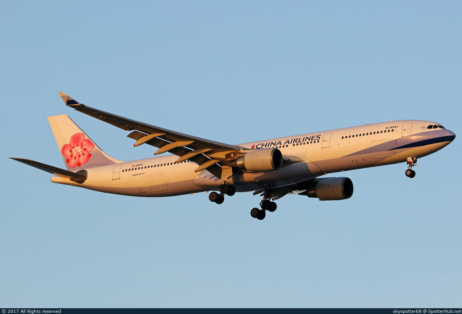 Photo of B-18351 - Airbus A330-302 operated by China Airlines