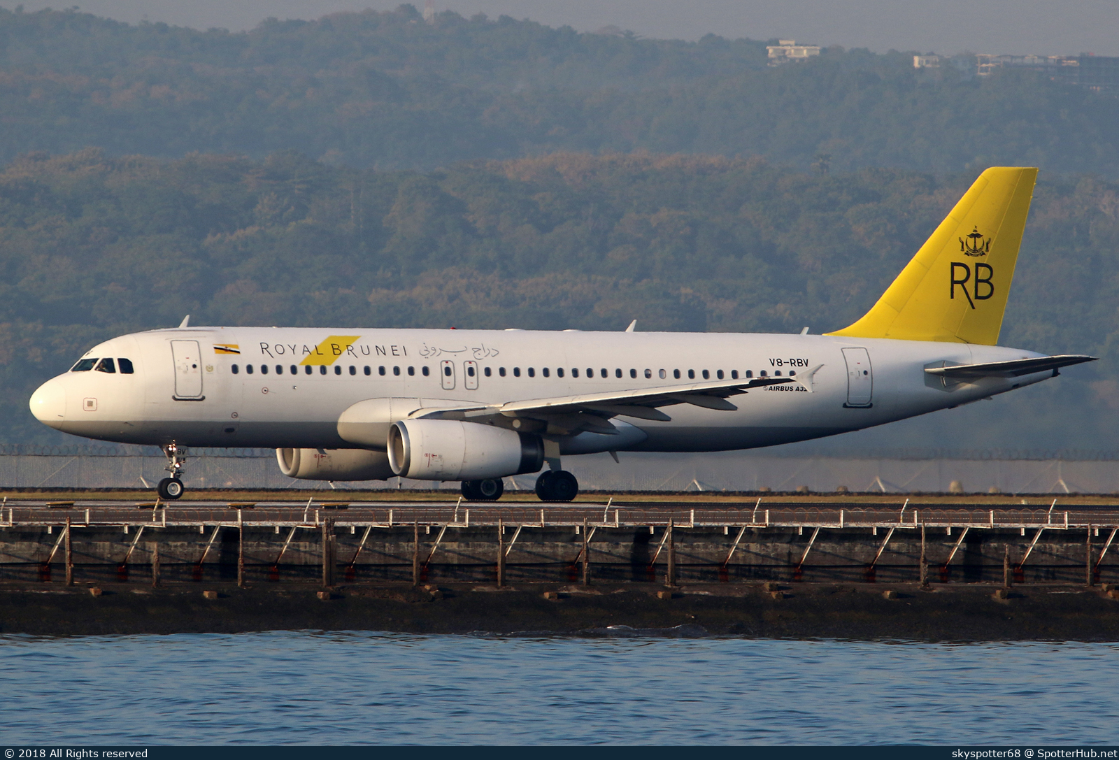 Photo of V8-RBV - Airbus A320-232 operated by Royal Brunei Airlines