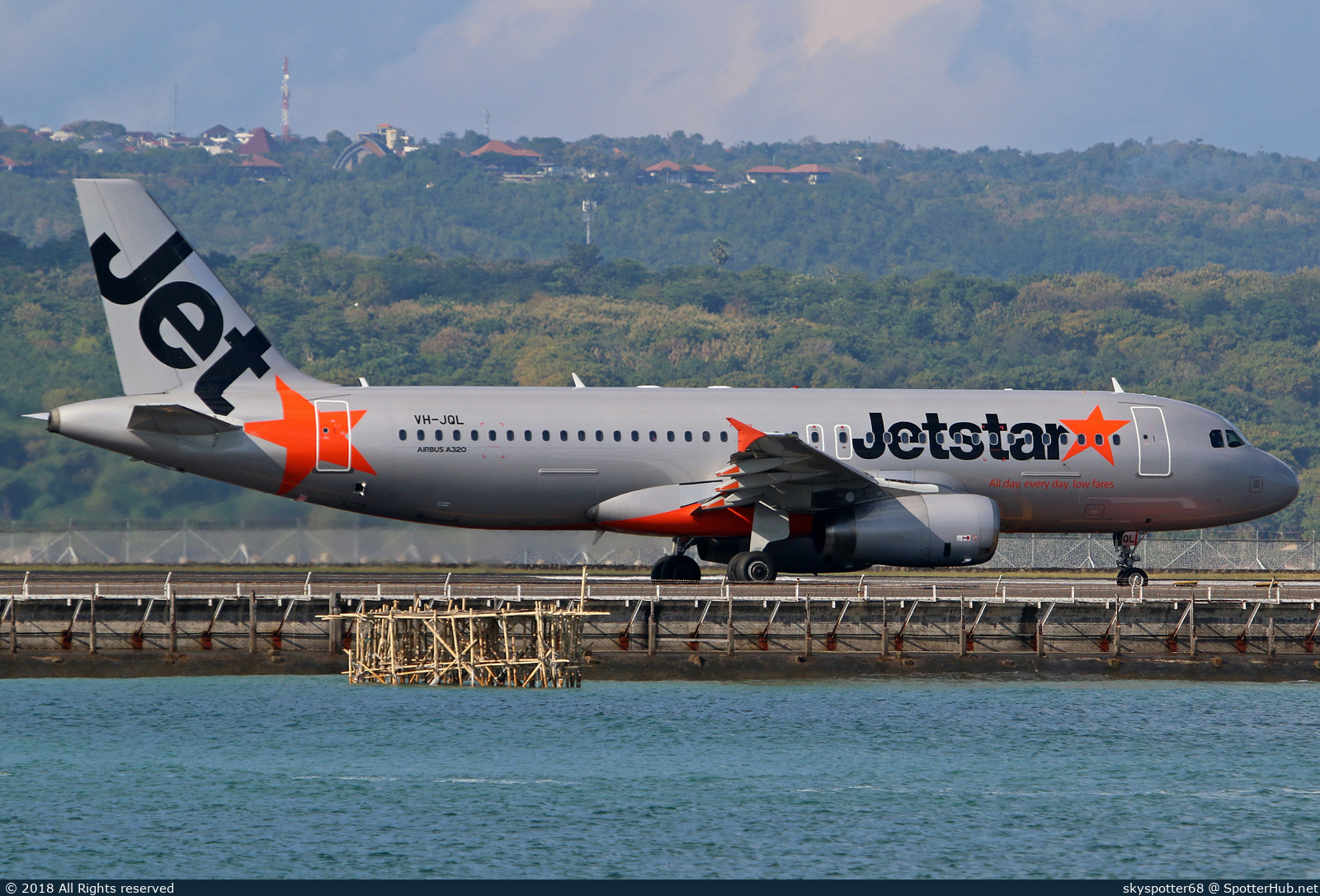 Photo of VH-JQL - Airbus A320-232 operated by Jetstar Airways