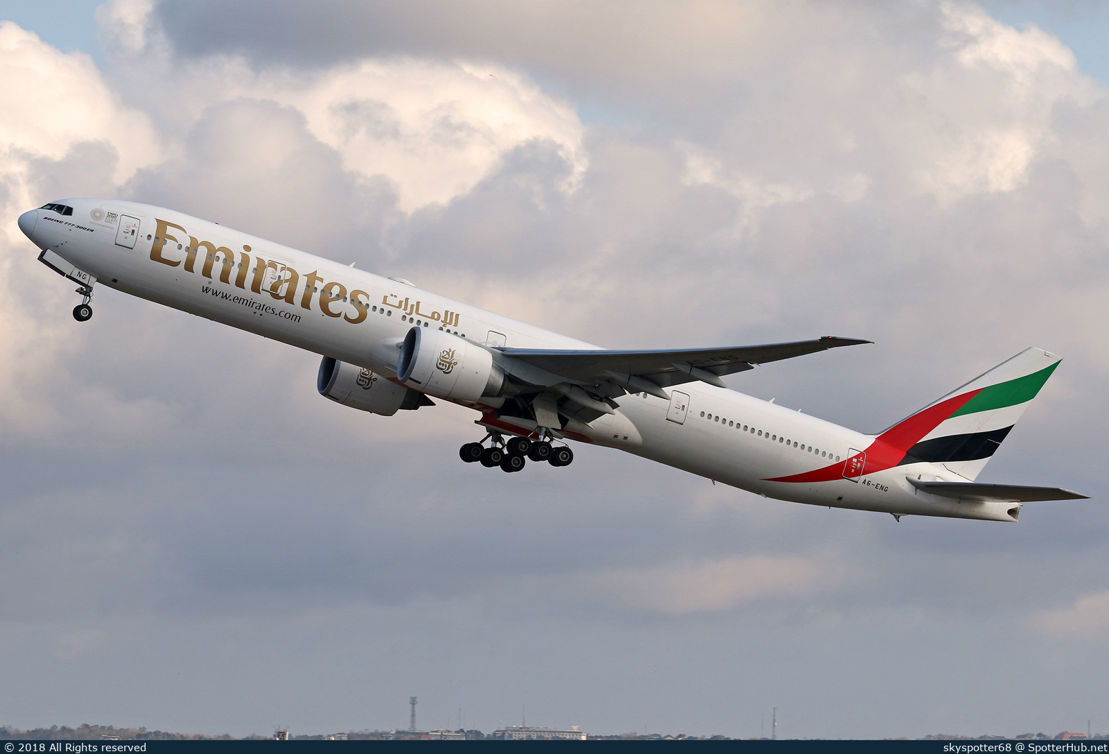 Photo of A6-ENG - Boeing 777-31H(ER) operated by Emirates