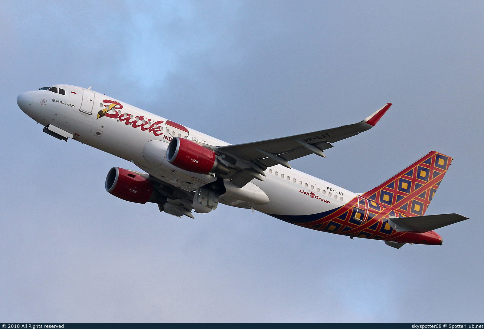 Photo of PK-LAT - Airbus A320-214 operated by Batik Air