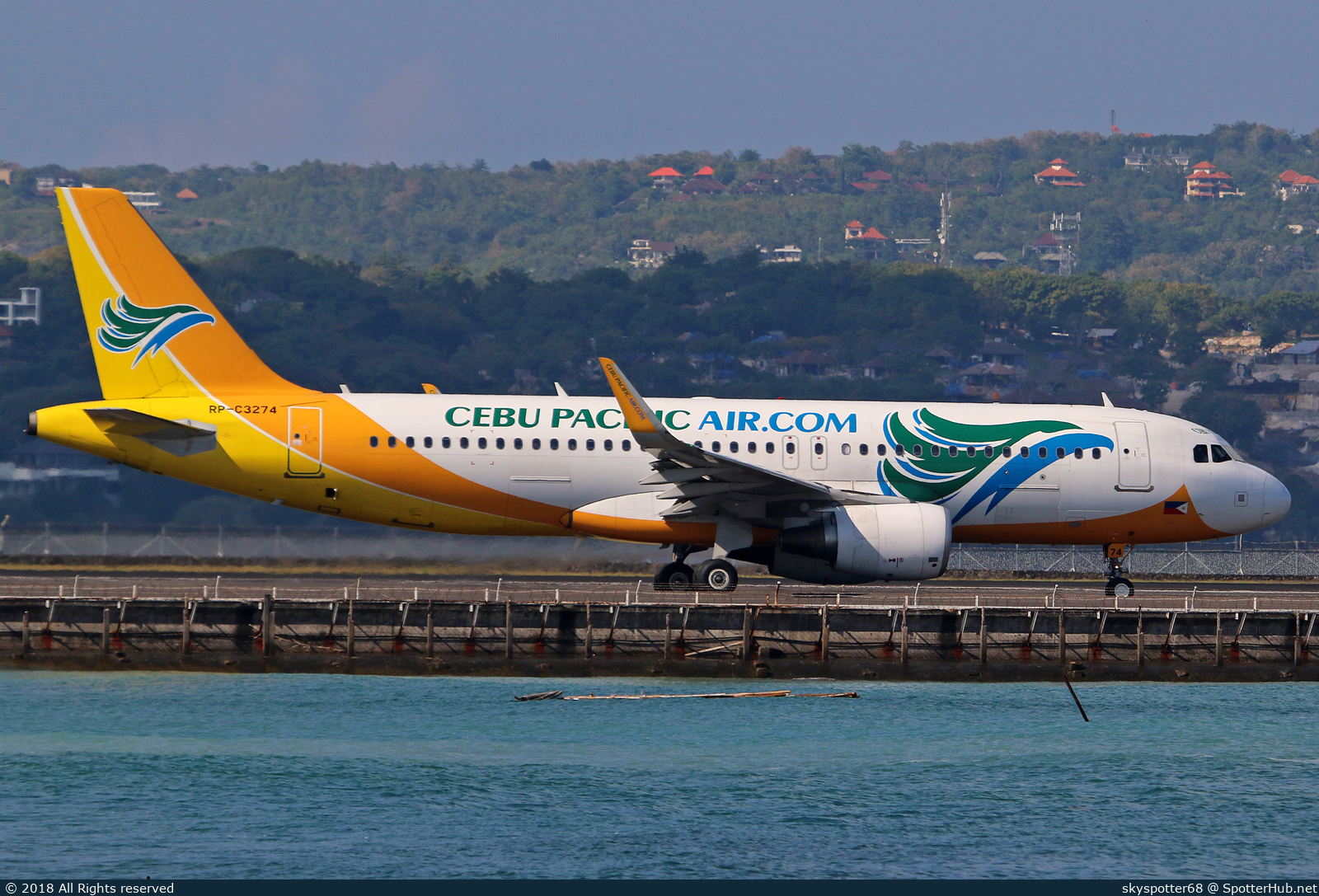 Photo of RP-C3274 - Airbus A320-214 operated by Cebu Pacific