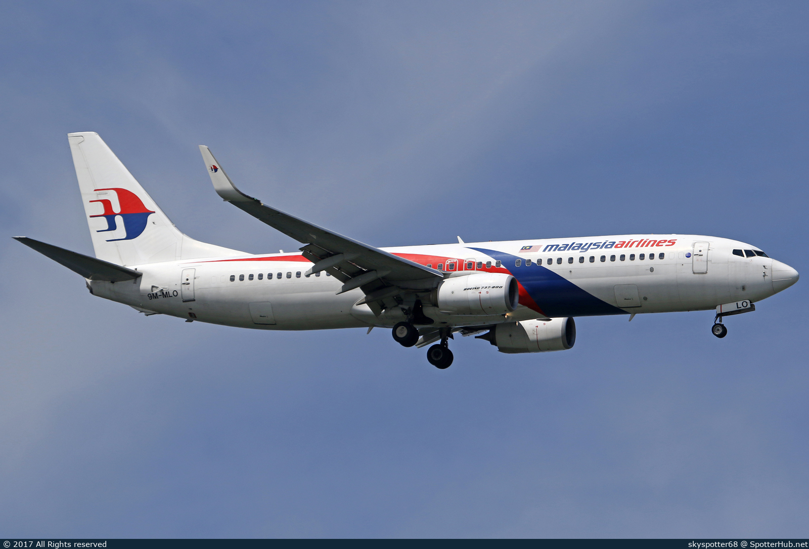 Photo of 9M-MLO - Boeing 737-8H6 operated by Malaysia Airlines