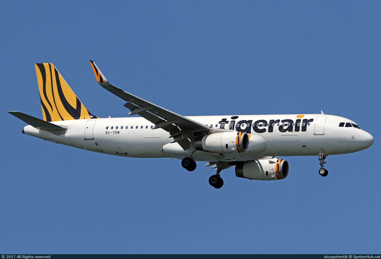 Photo of 9V-TRW - Airbus A320-232 operated by Tigerair