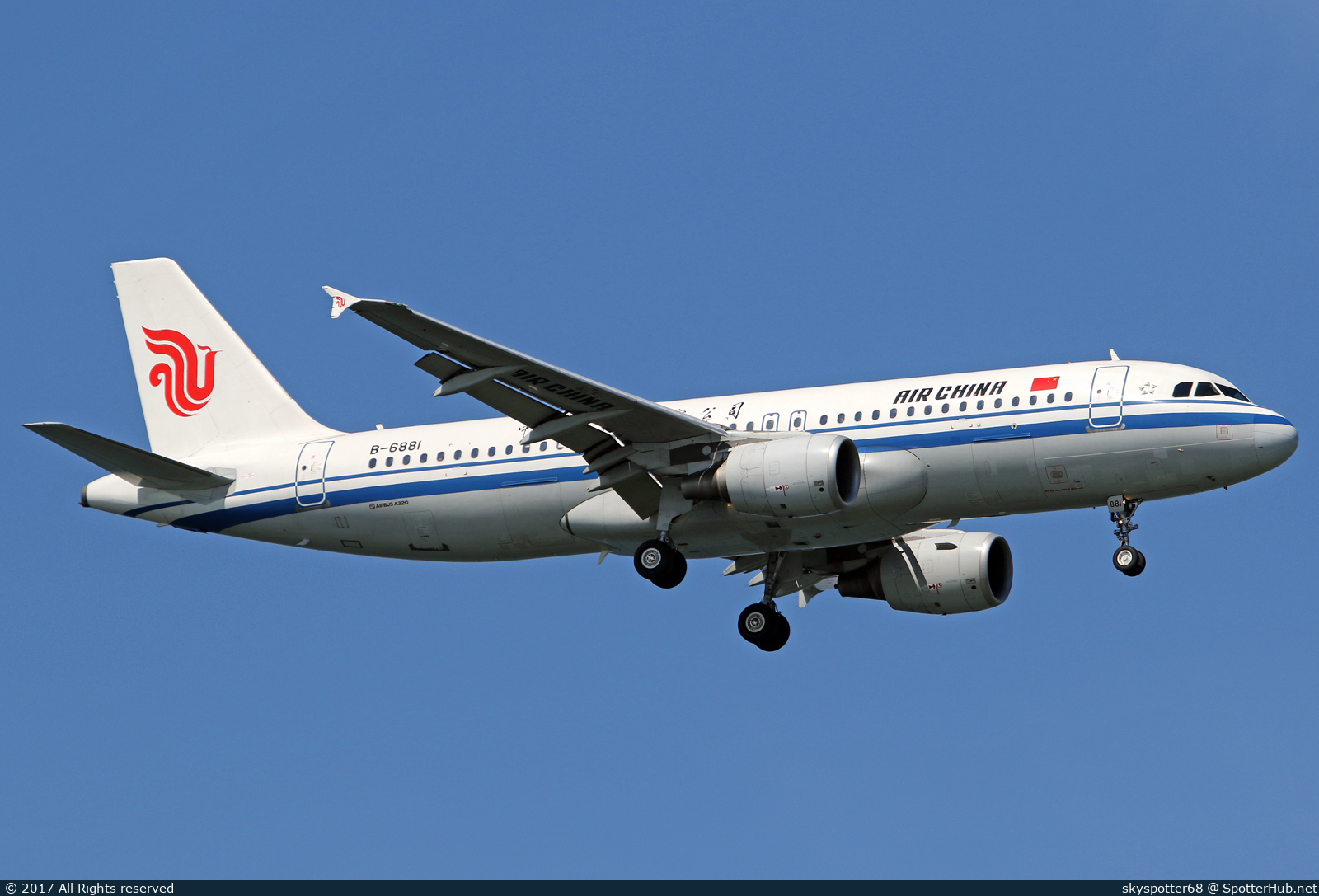 Photo of B-6881 - Airbus A320-214 operated by Air China
