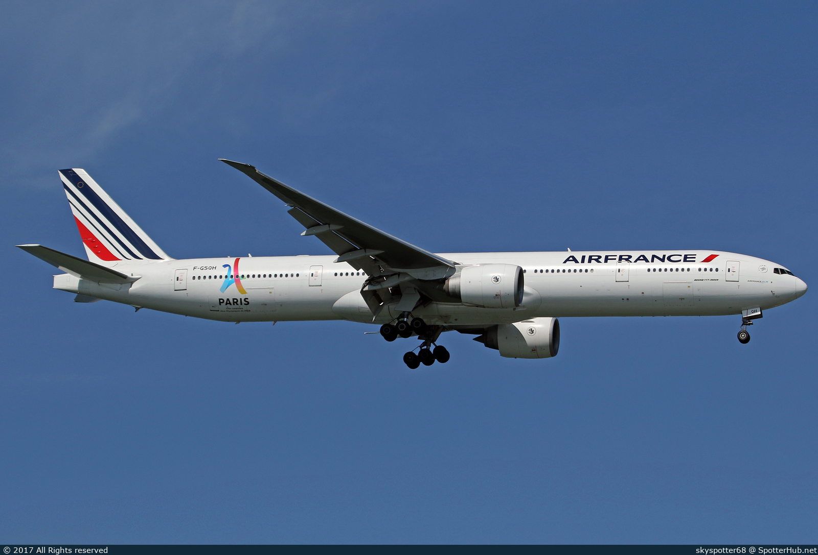 Photo of F-GSQH - Boeing 777-328(ER) operated by Air France