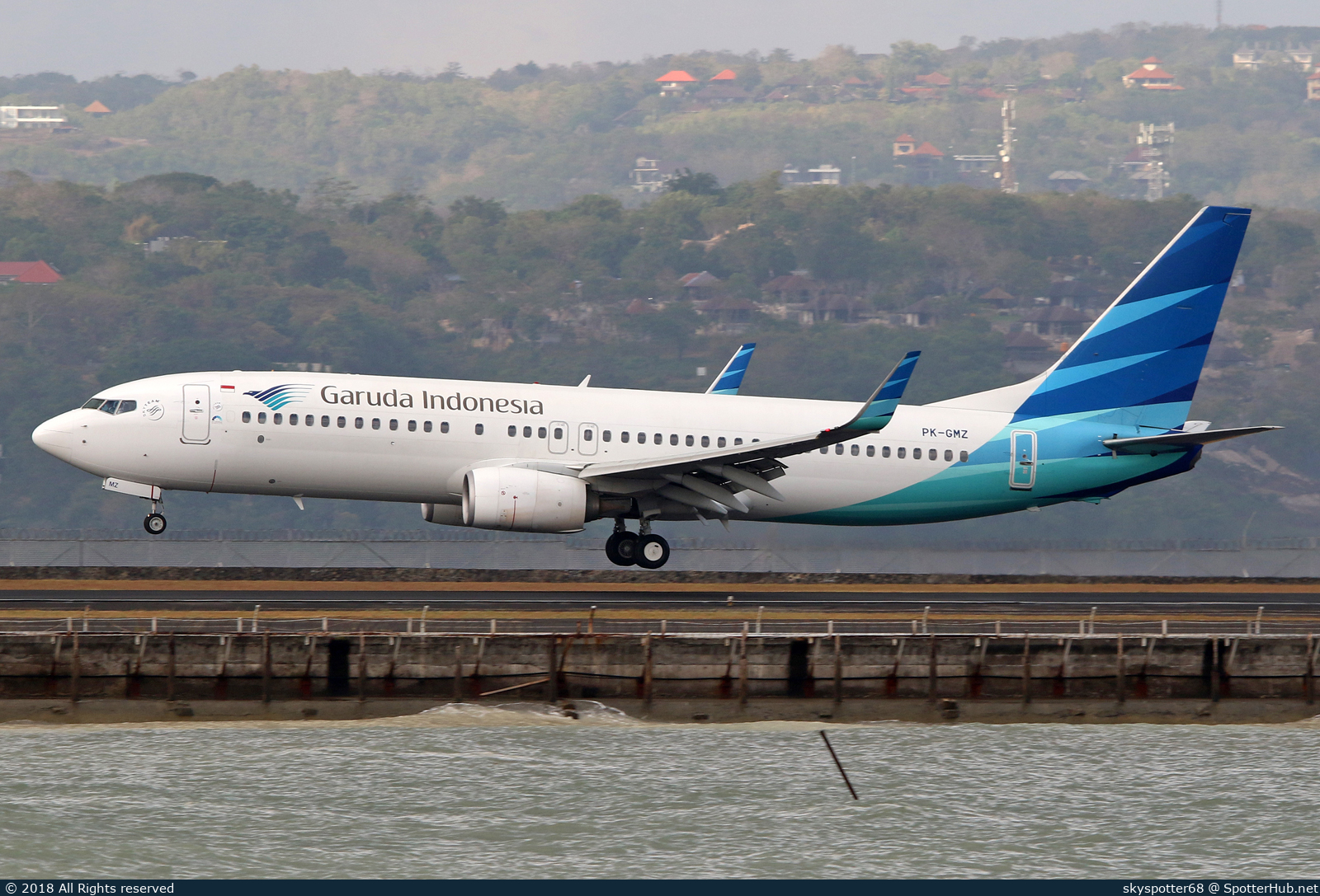 Photo of PK-GMZ - Boeing 737-8U3 operated by Garuda Indonesia