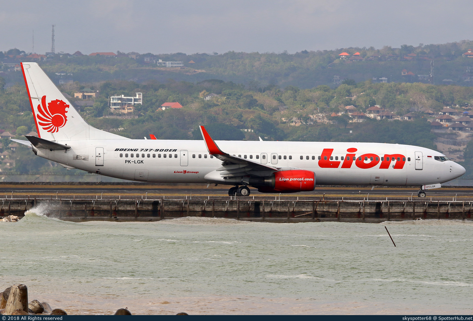Photo of PK-LGK - Boeing 737-9GP(ER) operated by Lion Air