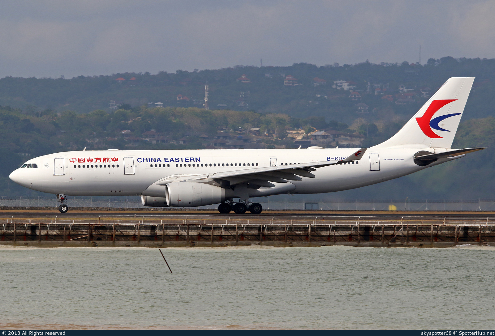 Photo of B-6082 - Airbus A330-243 operated by China Eastern Airlines