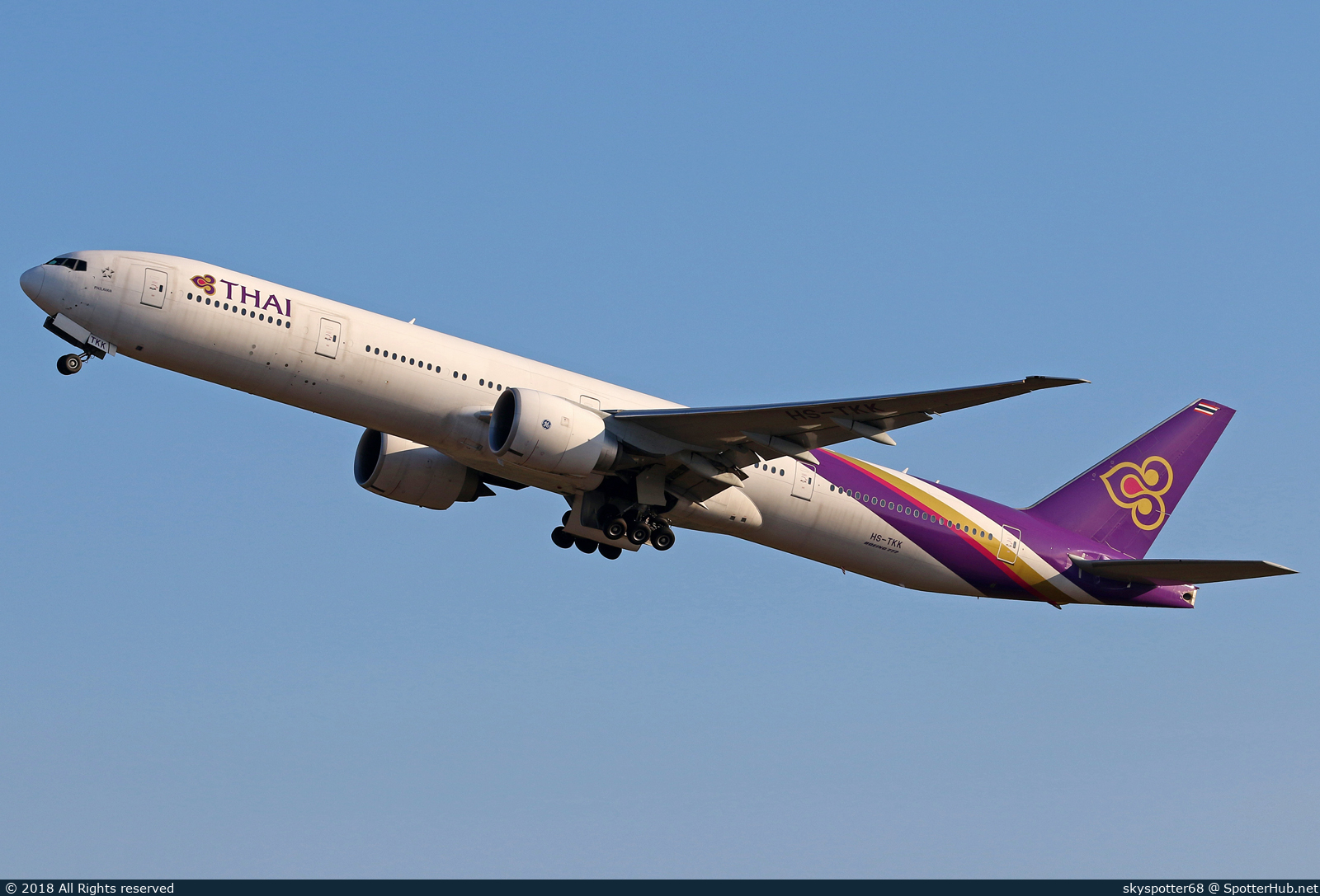 Photo of HS-TKK - Boeing 777-3AL(ER) operated by Thai Airways International