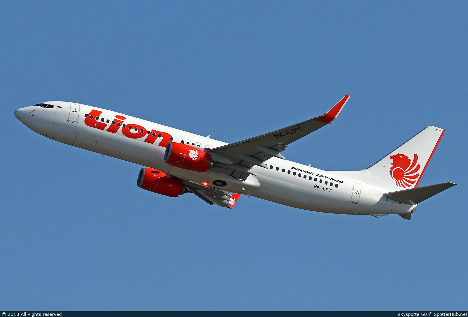 Photo of PK-LPT - Boeing 737-8GP operated by Lion Air