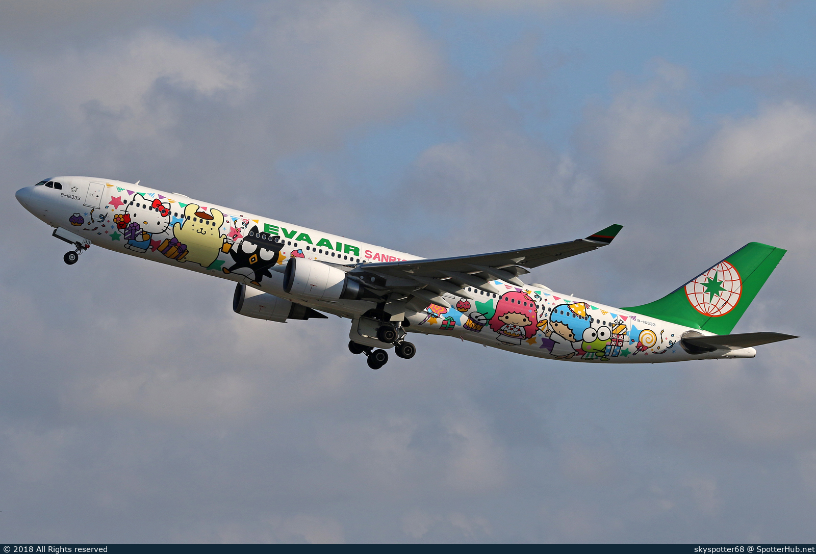 Photo of B-16333 - Airbus A330-302 operated by EVA Air