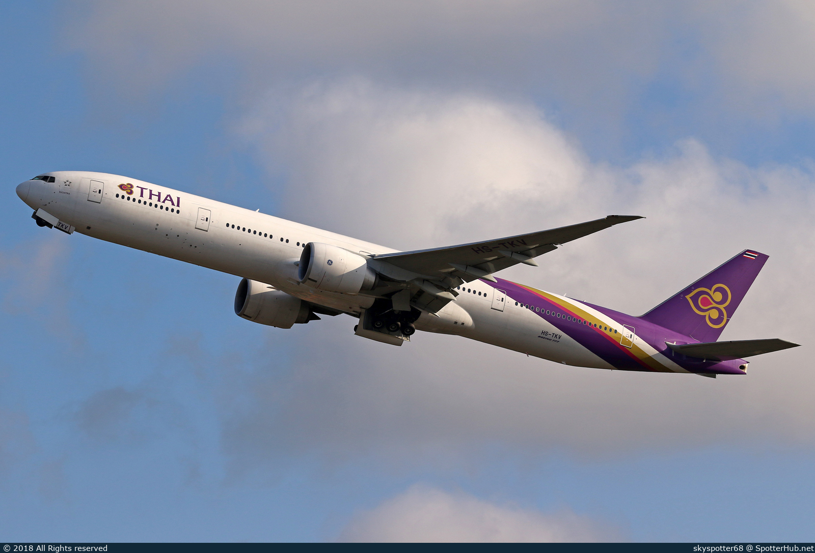 Photo of HS-TKV - Boeing 777-3D7(ER) operated by Thai Airways International