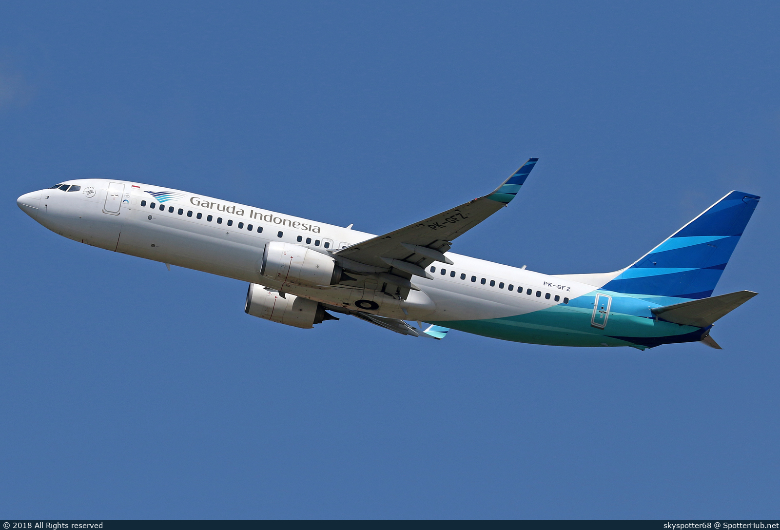 Photo of PK-GFZ - Boeing 737-86N operated by Garuda Indonesia