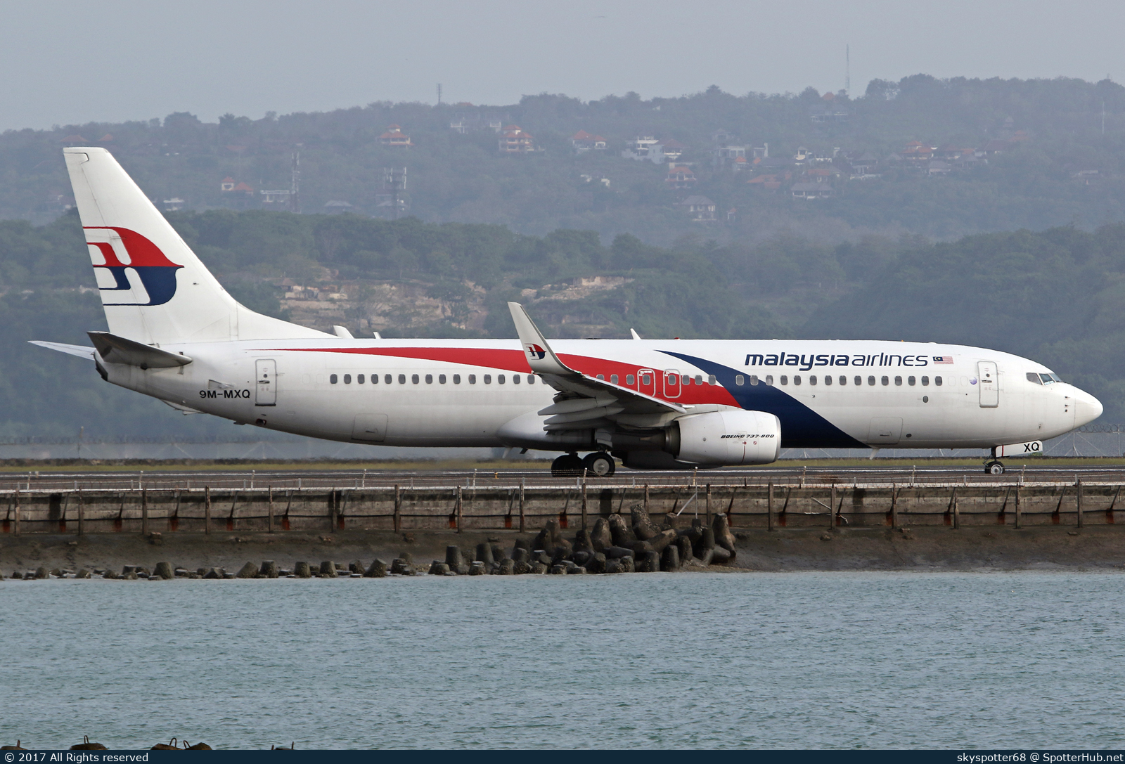 Photo of 9M-MXQ - Boeing 737-8H6 operated by Malaysia Airlines