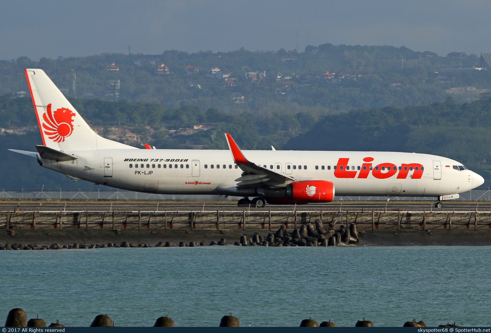 Photo of PK-LJP - Boeing 737-9GP(ER) operated by Lion Air
