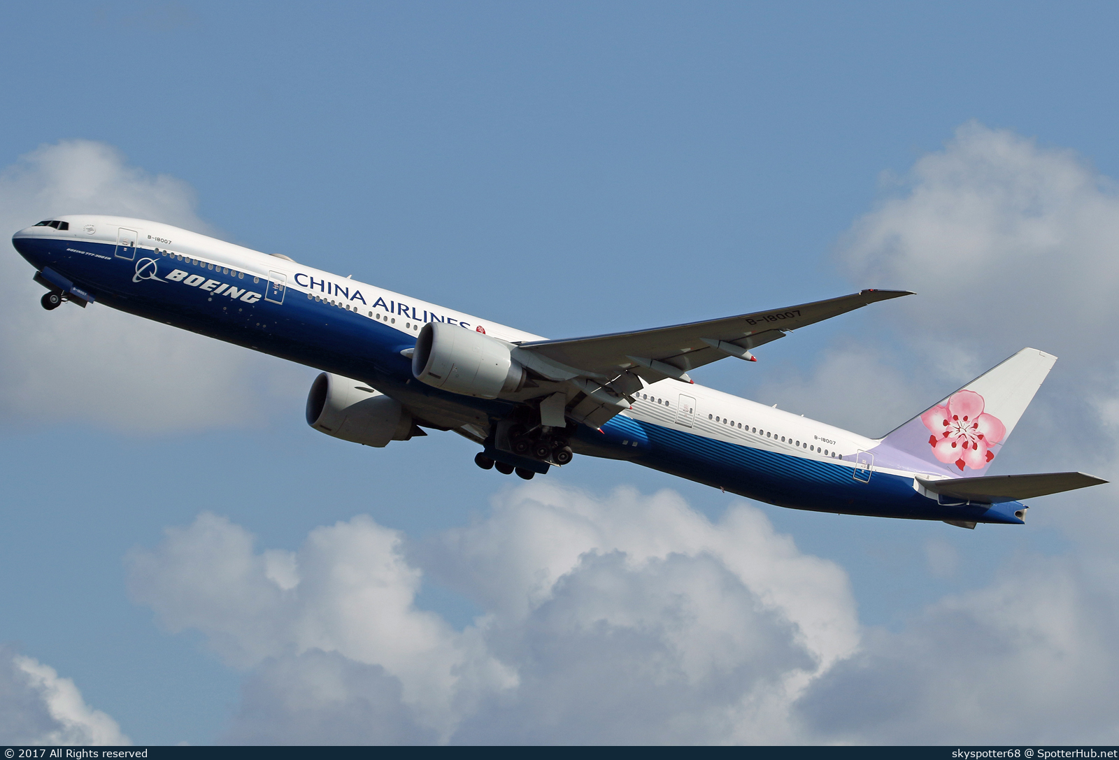 Photo of B-18007 - Boeing 777-309(ER) operated by China Airlines