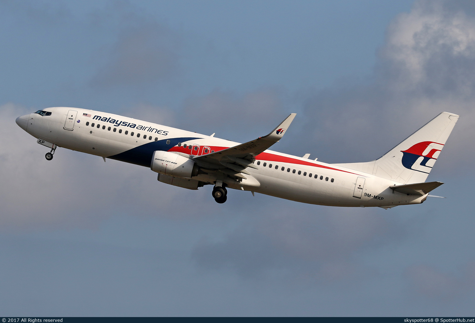 Photo of 9M-MXP - Boeing 737-8H6 operated by Malaysia Airlines