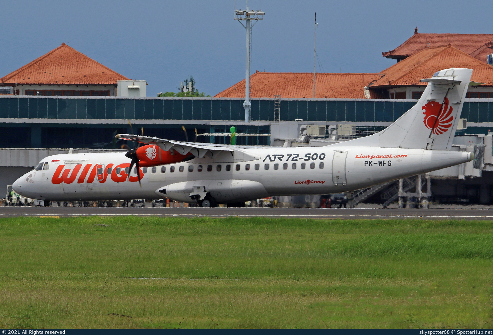 Photo of PK-WFG - ATR 72-500 operated by Wings Air