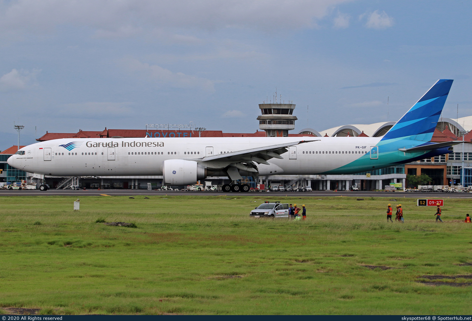 Photo of PK-GIF - Boeing 777-3U3(ER) operated by Garuda Indonesia