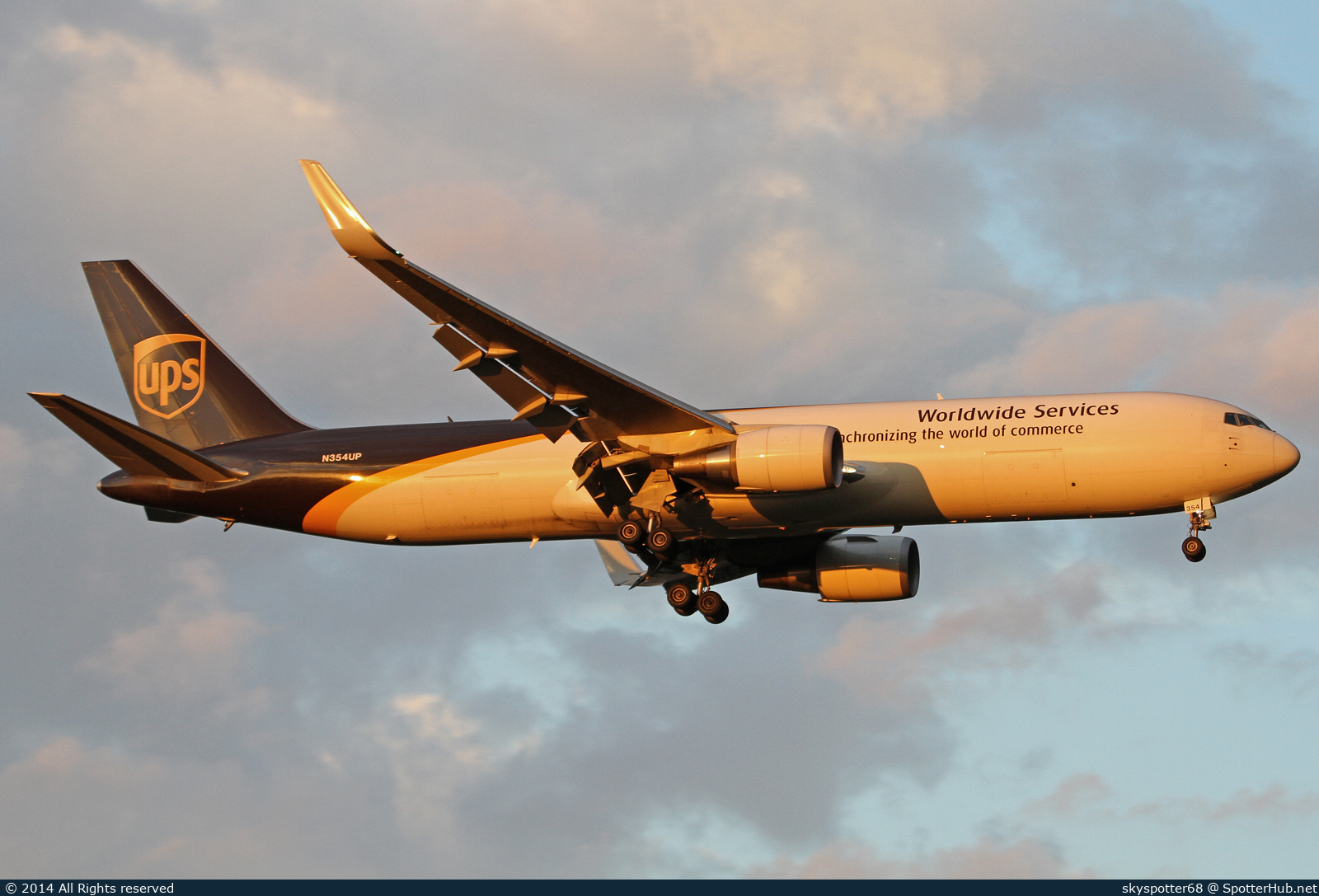 Photo of N354UP - Boeing 767-34AF operated by UPS United Parcel Service