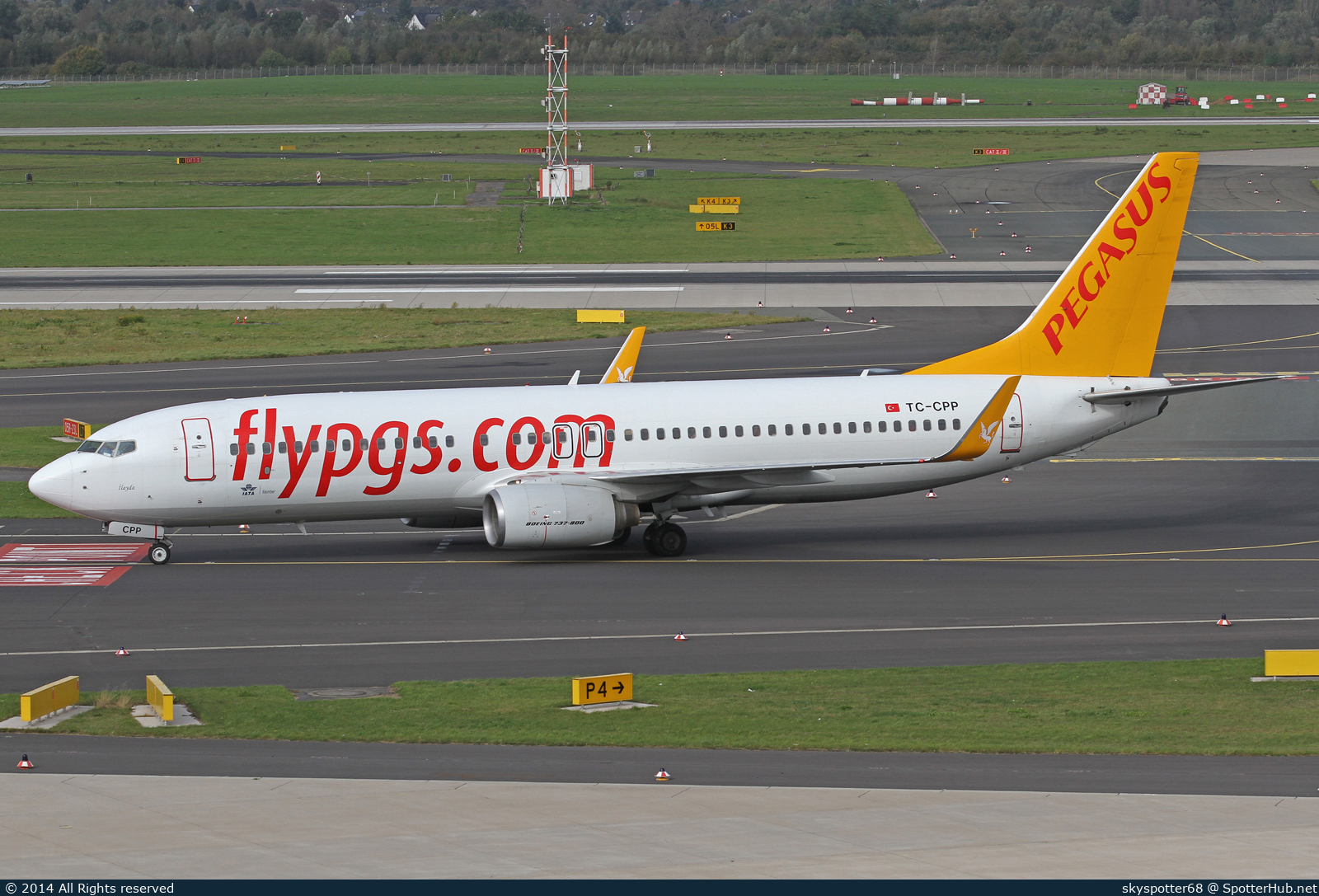 Photo of TC-CPP - Boeing 737-804 operated by Pegasus Airlines
