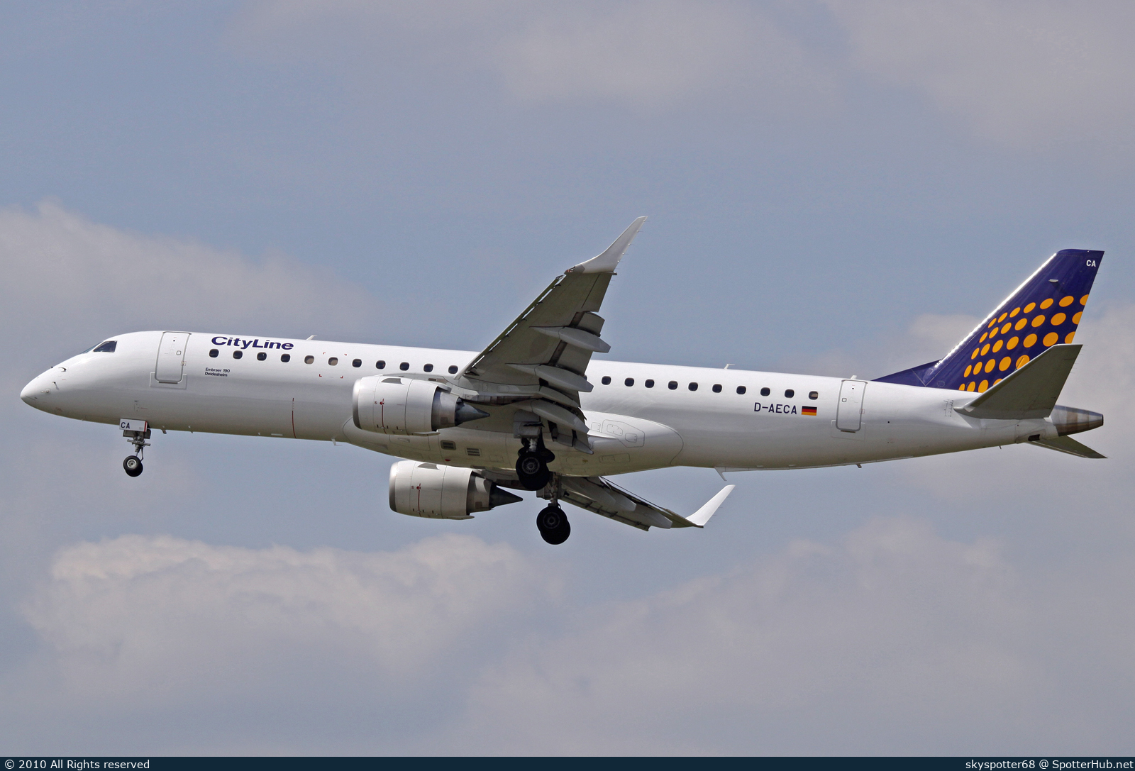 Photo of D-AECA - Embraer ERJ-190LR operated by Lufthansa CityLine