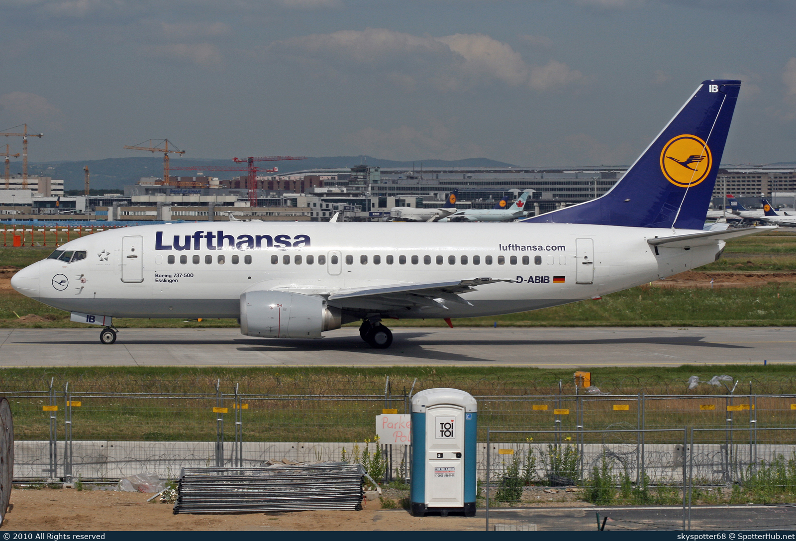 Photo of D-ABIB - Boeing 737-530 operated by Lufthansa