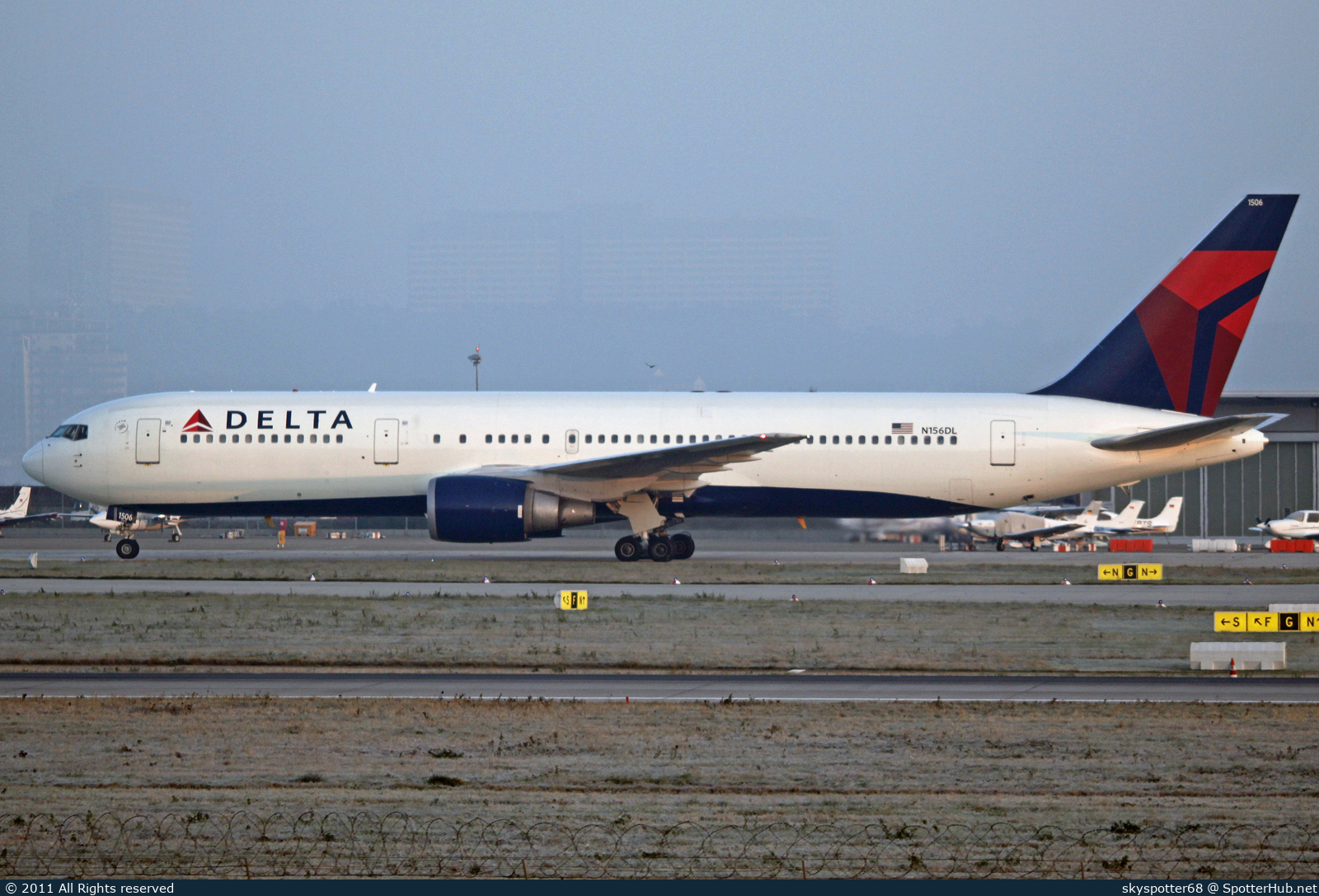 Photo of N156DL - Boeing 767-3P6(ER) operated by Delta Air Lines
