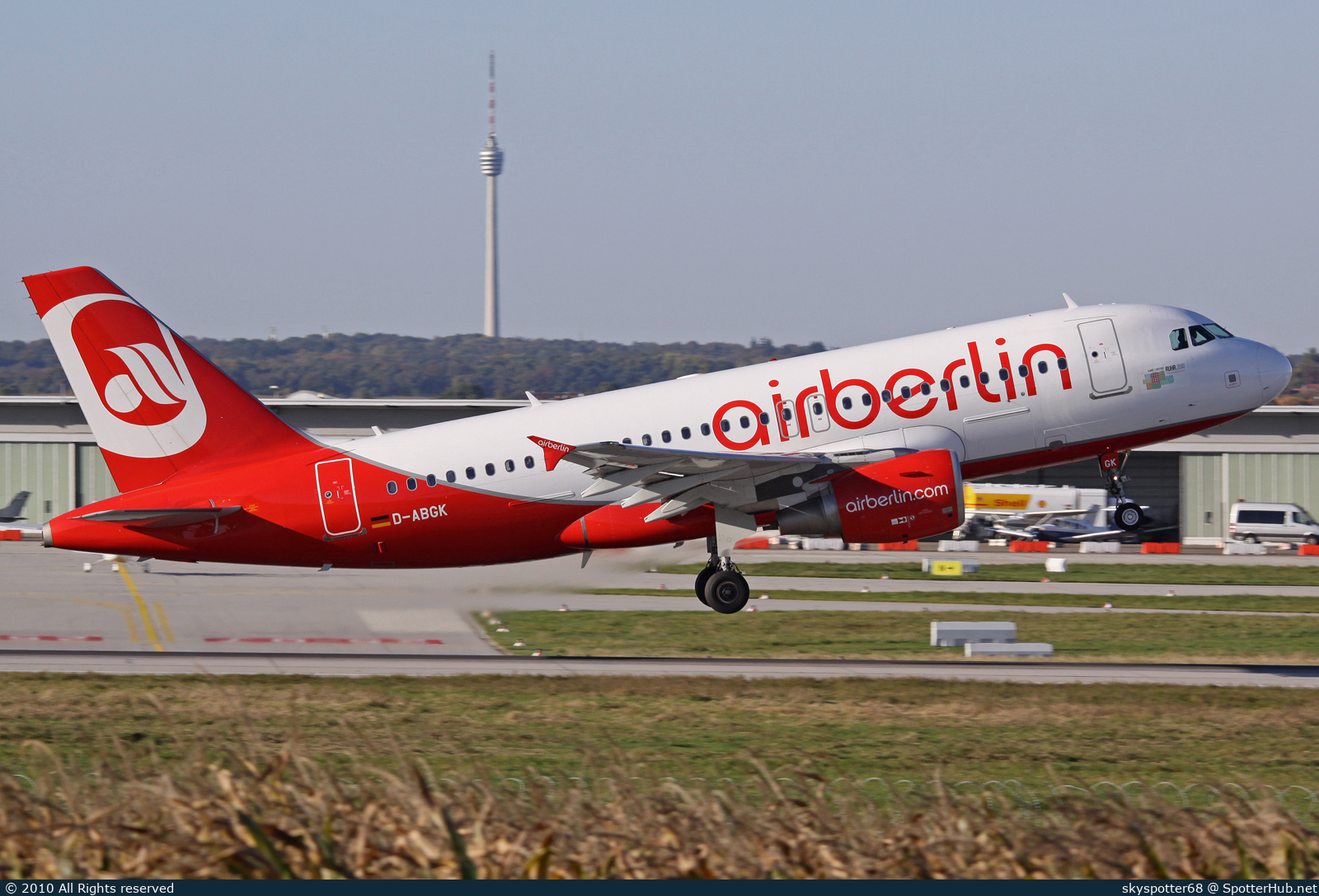 Photo of D-ABGK - Airbus A319-112 operated by Air Berlin