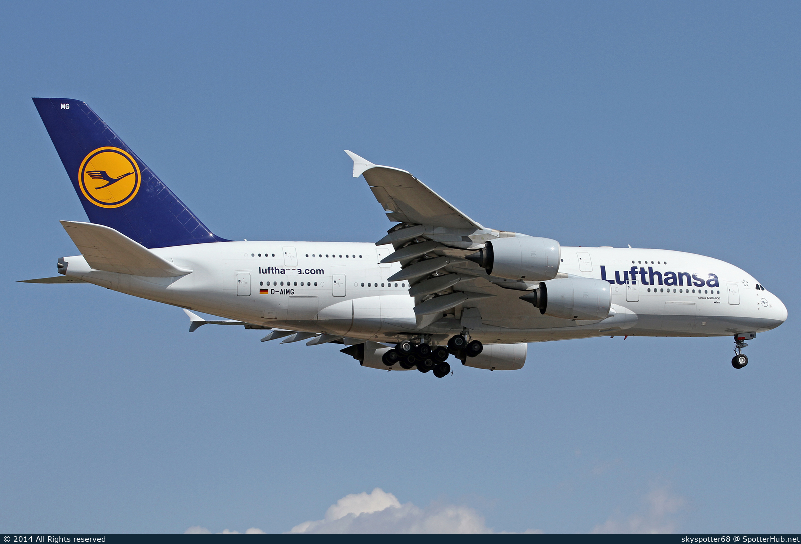 Photo of D-AIMG - Airbus A380-841 operated by Lufthansa