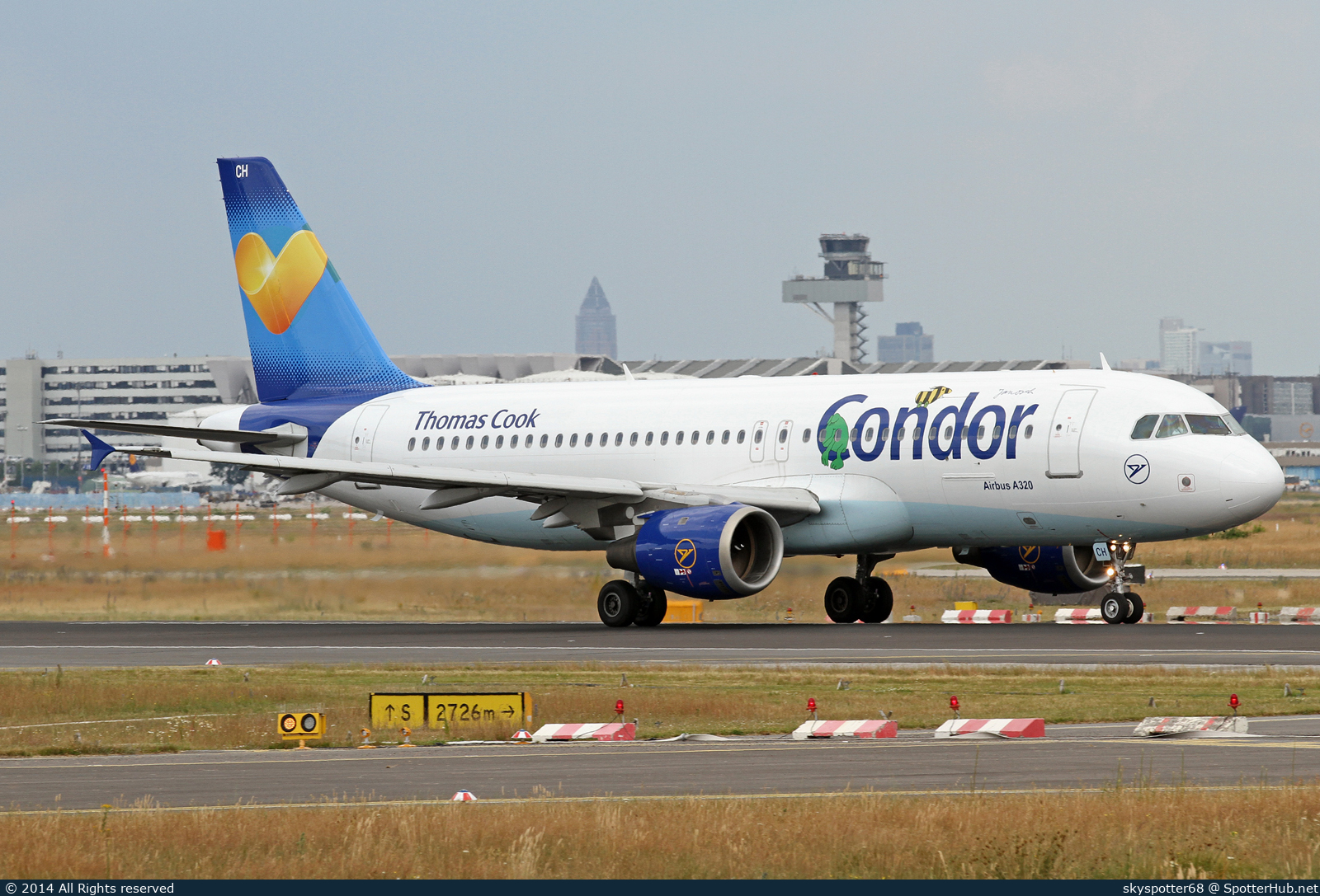 Photo of D-AICH - Airbus A320-212 operated by Condor