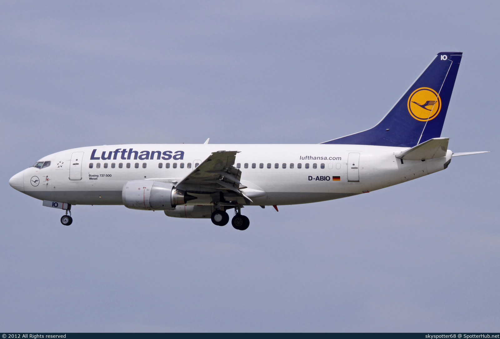 Photo of D-ABIO - Boeing 737-530 operated by Lufthansa