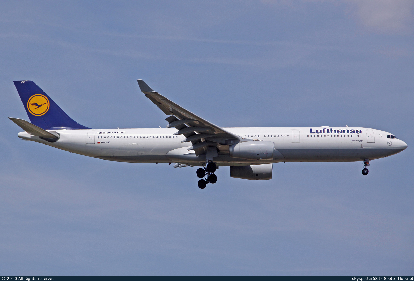 Photo of D-AIKK - Airbus A330-343 operated by Lufthansa