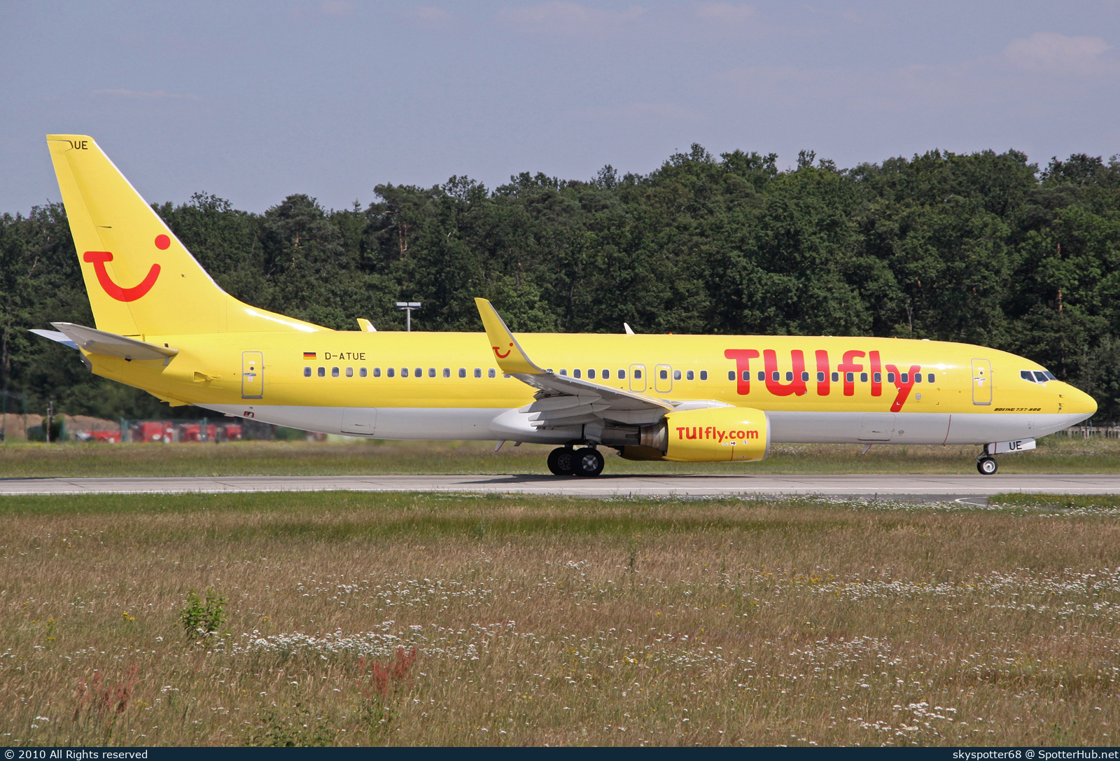 Photo of D-ATUE - Boeing 737-8K5 operated by TUIfly