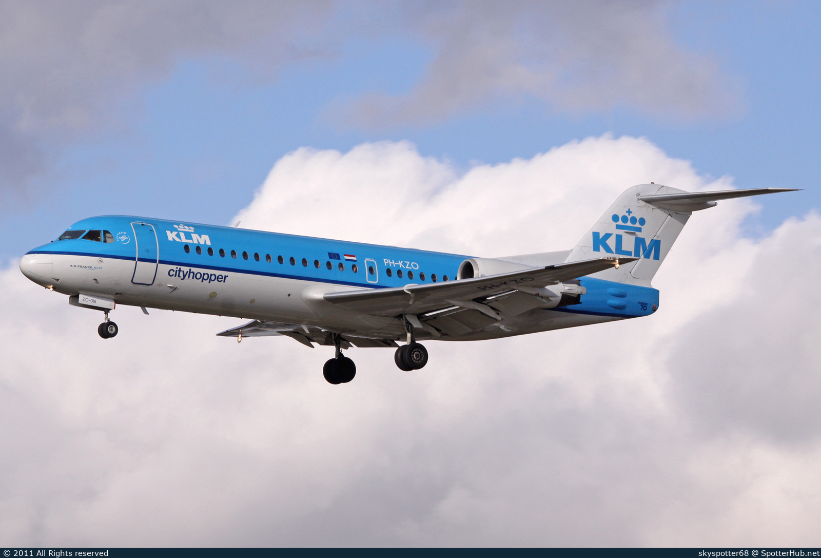 Photo of PH-KZO - Fokker 70 operated by KLM Cityhopper