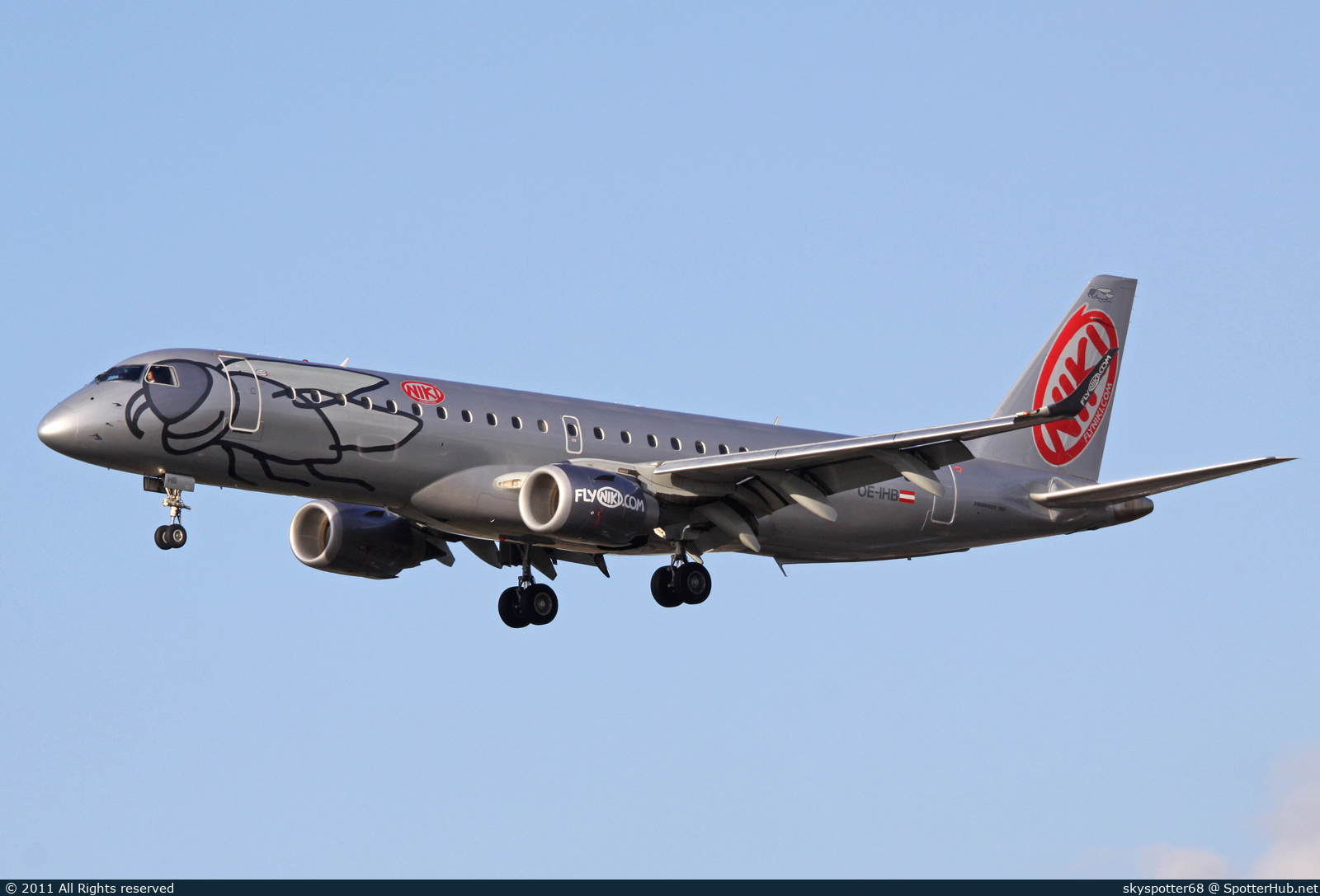 Photo of OE-IHB - Embraer ERJ-190LR operated by Niki
