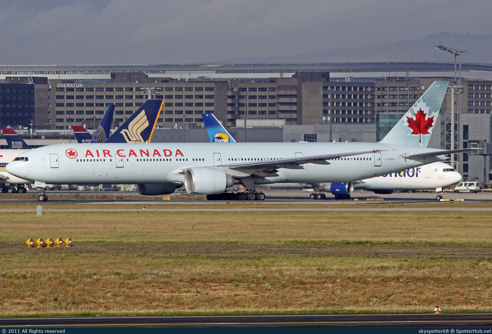 Photo of C-FIVS - Boeing 777-333(ER) operated by Air Canada