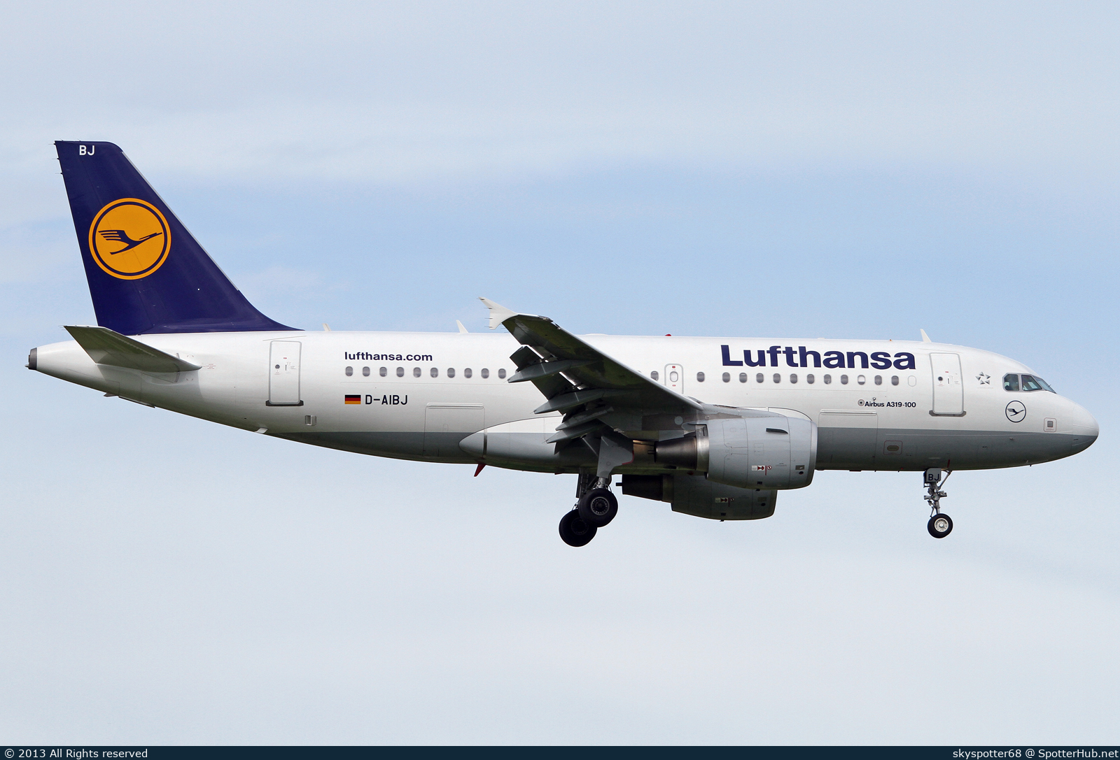 Photo of D-AIBJ - Airbus A319-112 operated by Lufthansa